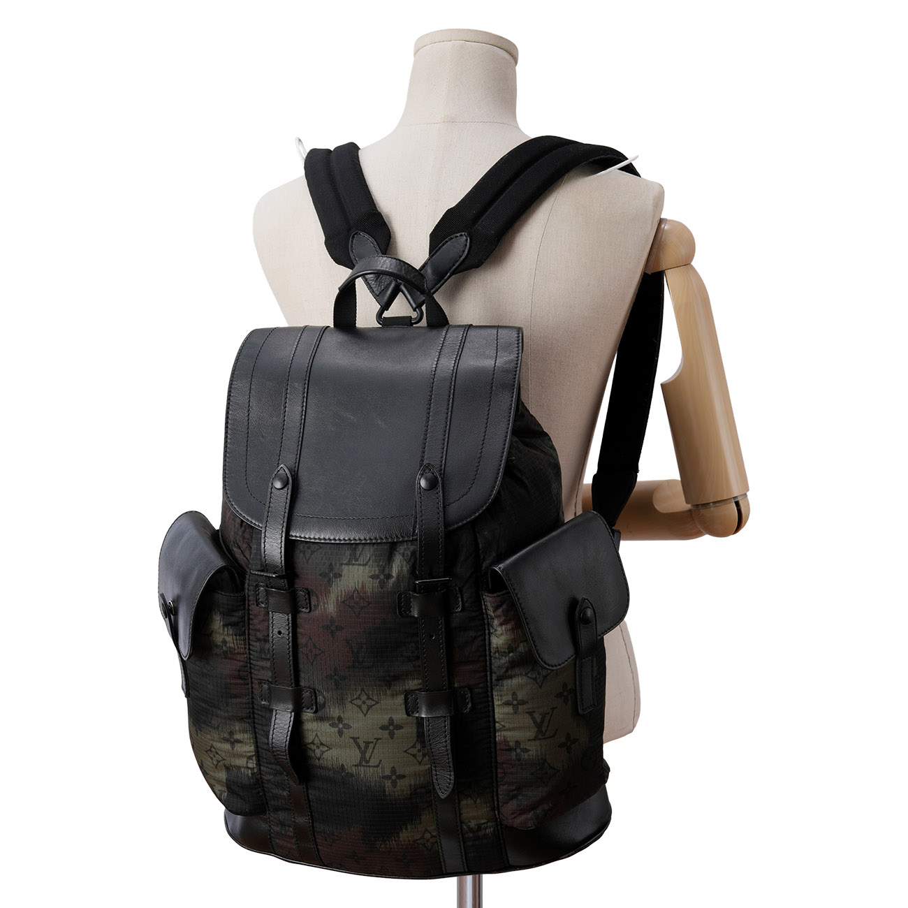 LOUIS VUITTON(USED)루이비통 카모플라쥬 크리스토퍼 백팩